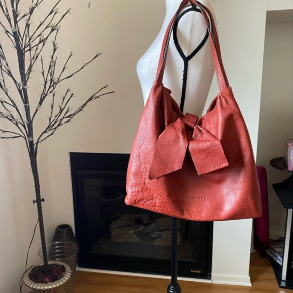 Bow Leather Bag - Picture 2 of 10